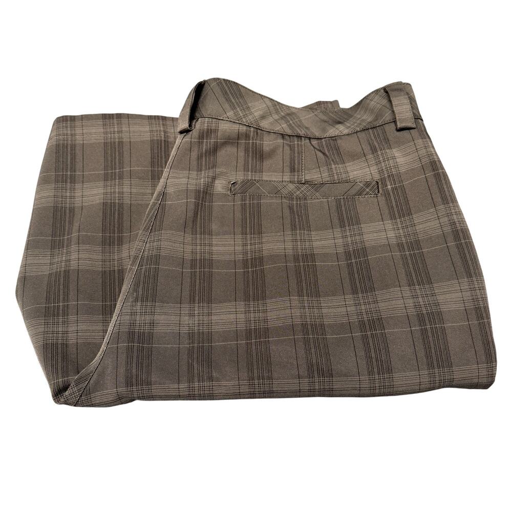 Reebok Golf Shorts Mens 36 (37x10.5 ACTUAL) Gray Plaid Activewear + Pockets